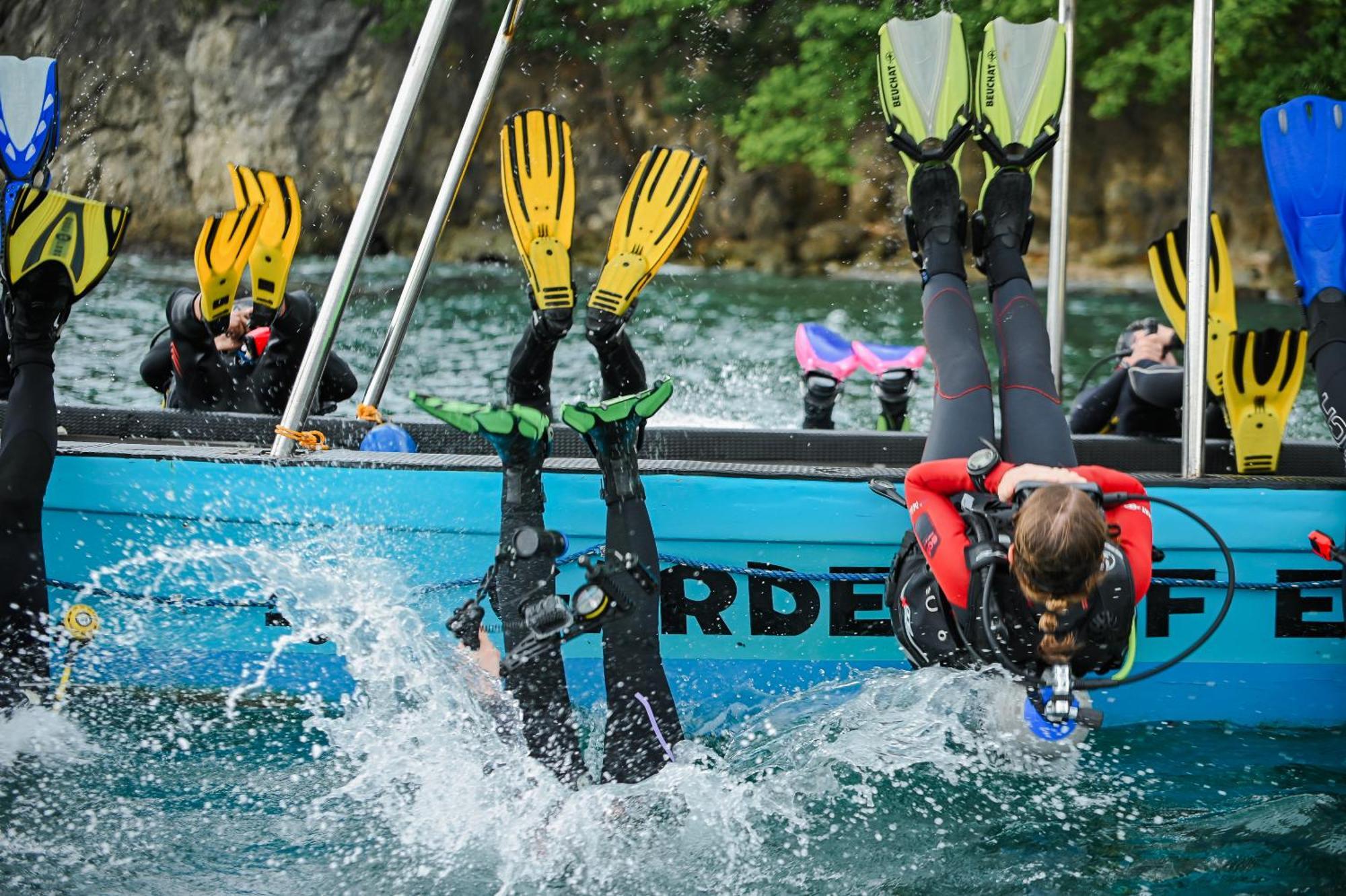 Garden of Eden Dive Resort Puerto Galera Buitenkant foto